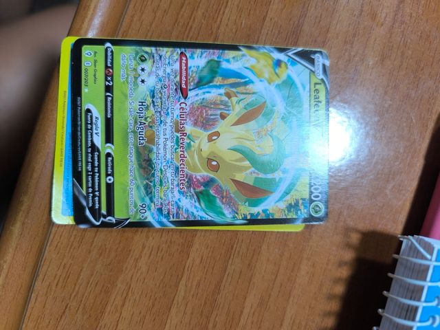 Cartas de Pokemon y sellos