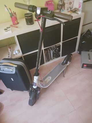 Patinete Xiaomi M365 - Perfecto estado
