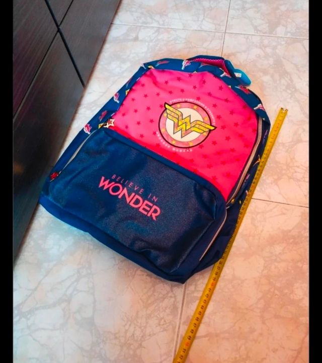 Mochila Wonder Woman Niña