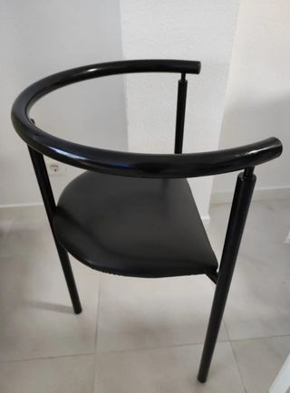 Silla negra retro - metal y cuero