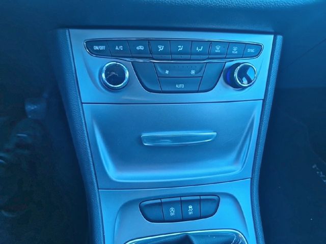 Opel Astra Gasolina 125cv 2016