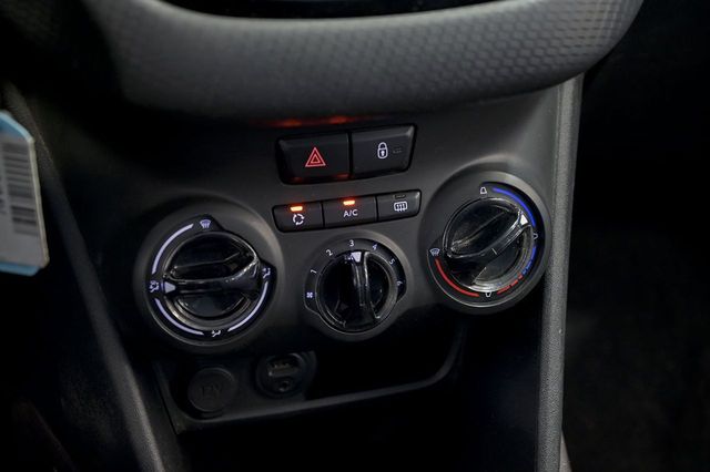 Peugeot 2008   Active 1.2L PureTech 110 SS 