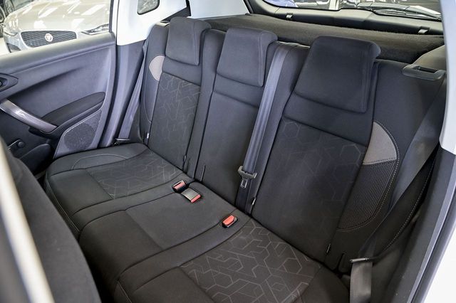 Peugeot 2008   Active 1.2L PureTech 110 SS 