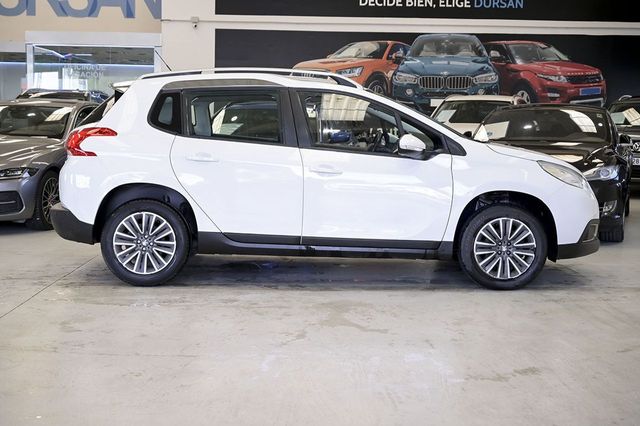 Peugeot 2008   Active 1.2L PureTech 110 SS 