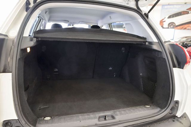 Peugeot 2008   Active 1.2L PureTech 110 SS 