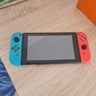 Nintendo Switch V1 - Azul y Rojo