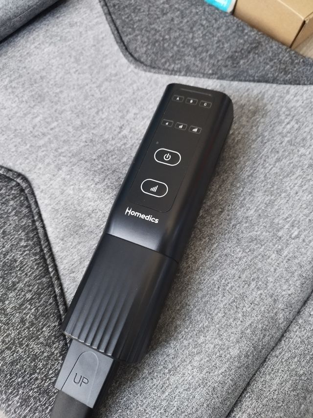 Alfombra HoMedics - estiramiento y masaje.