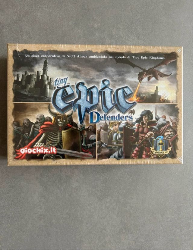 Tiny Epic Defenders Gioco