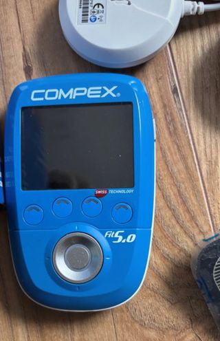 Compex 5.0  Súperhéroe Muscular que Te Deja Nuevo
