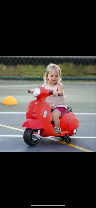 Moto eléctrica infantil roja