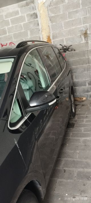Volkswagen Sharan 2012