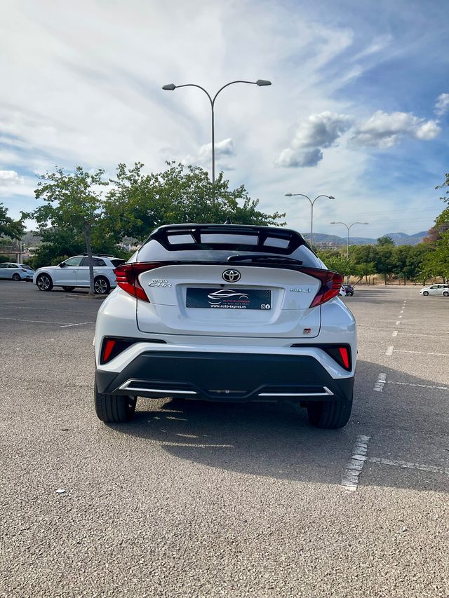Toyota C-HR 2.0 180H GR Sport