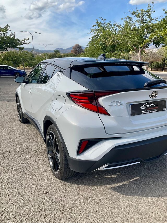 Toyota C-HR 2.0 180H GR Sport