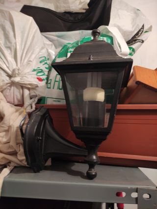 Farol exterior negro - metal y cristal