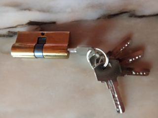 Bombín seguridad + 5 llaves