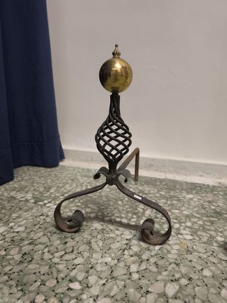 Antiguos morillos chimenea