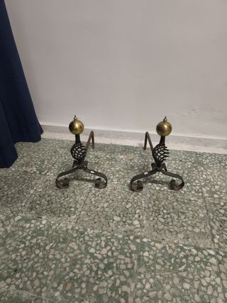 Antiguos morillos chimenea