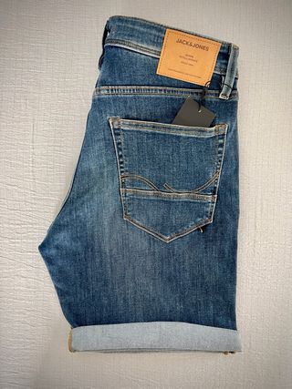 Shorts vaqueros Jack & Jones, nuevos.