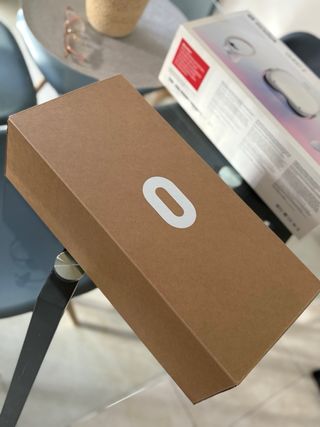 Oculus Quest 2 VR Headset