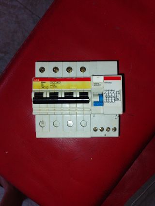 Interruttore magnetotermico ABB DS 654 250A