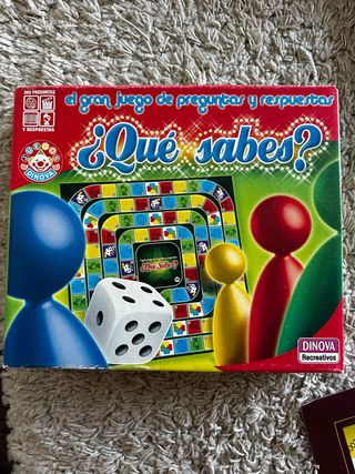 Juego de mesa ¿Qué Sabes? Dinova