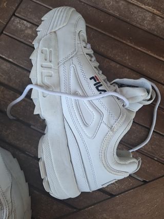 Zapatillas Fila blancas