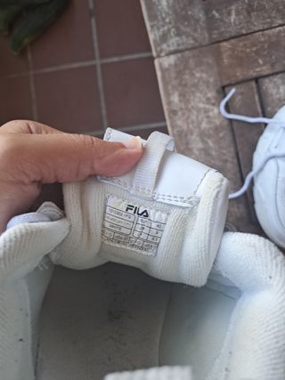 Zapatillas Fila blancas
