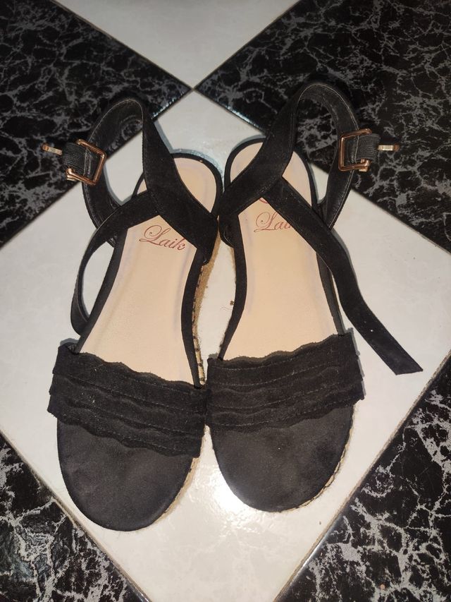 Sandalias Laik negras