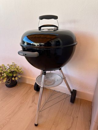 Barbecue a carbonella Weber - Nero