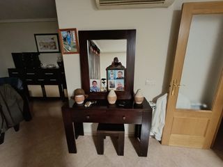 Conjunto salón madera ZEN y dos habitaciones.