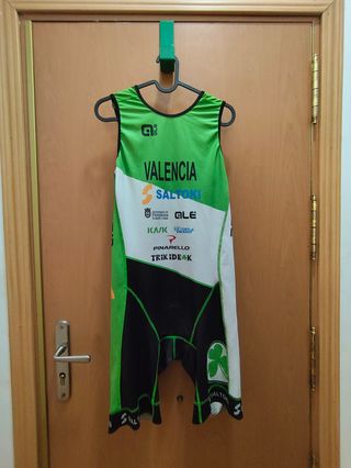 Mono Triatlón Valencia Saloki
