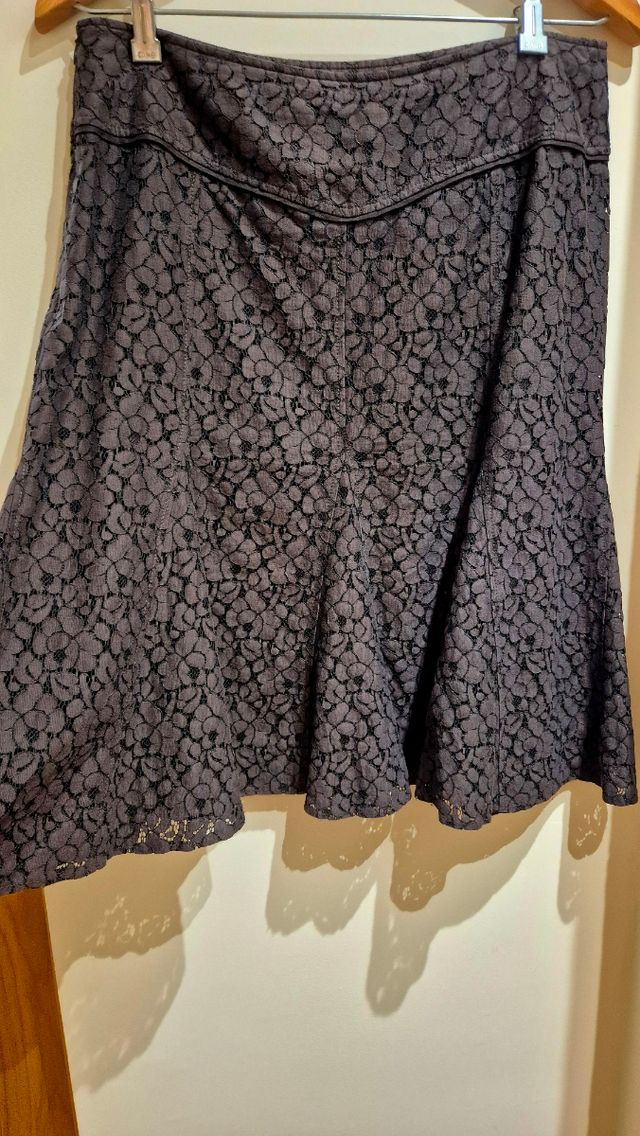 Conjunto Chaqueta falda de encaje marrón chocolate