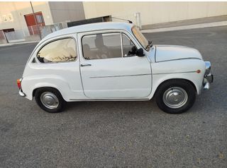 SEAT 600 2025