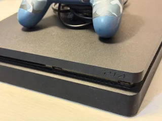 Lote Ps4 Slim + mando + cables