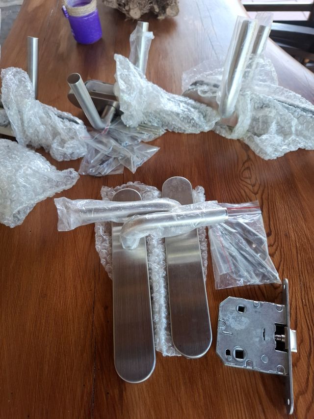 Manetas puertas acero inoxidable