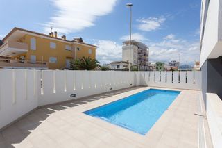 Piso en alquiler en Oliva Playa en Oliva