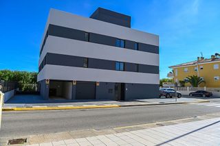 Piso en alquiler en Oliva Playa en Oliva