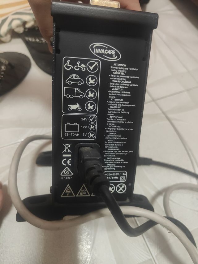 Cargador bateria  silla ruedas