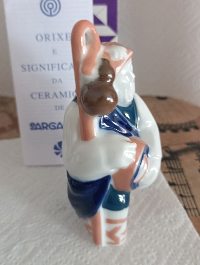 Figura Pelegrino Sargadelos: Orixe
