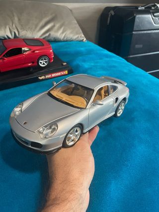 Porsche 911 (996) Turbo - Coche escala