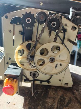 Cepillo-Rebajadora 1100W