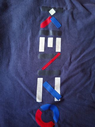 Camiseta Kenzo azul marino. Talla L. Manga corta