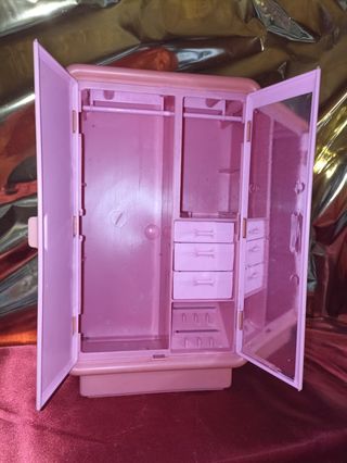 Armario Barbie años 80