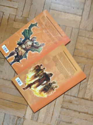 La Guerra del Caos. Dos comics