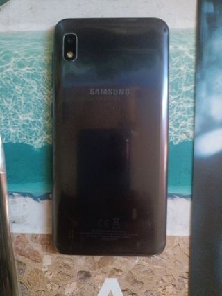Samsung Galaxy A10 - móvil negro