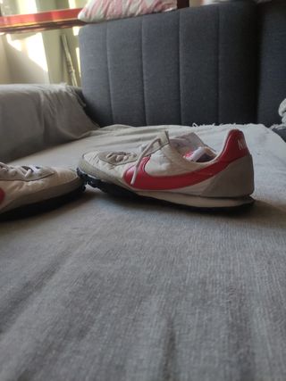 Zapatillas Nike 42 rojas y blancas
