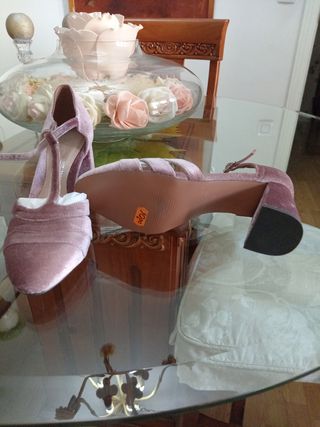 Zapatos tacón rosa terciopelo
