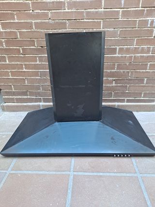 Campana extractora negra