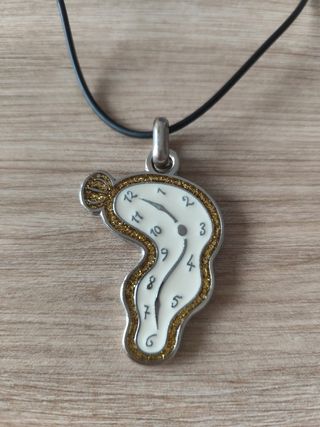 Collar Reloj Dalí - Surrealista