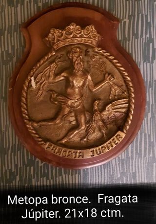 Metopa bronce Fragata Júpiter